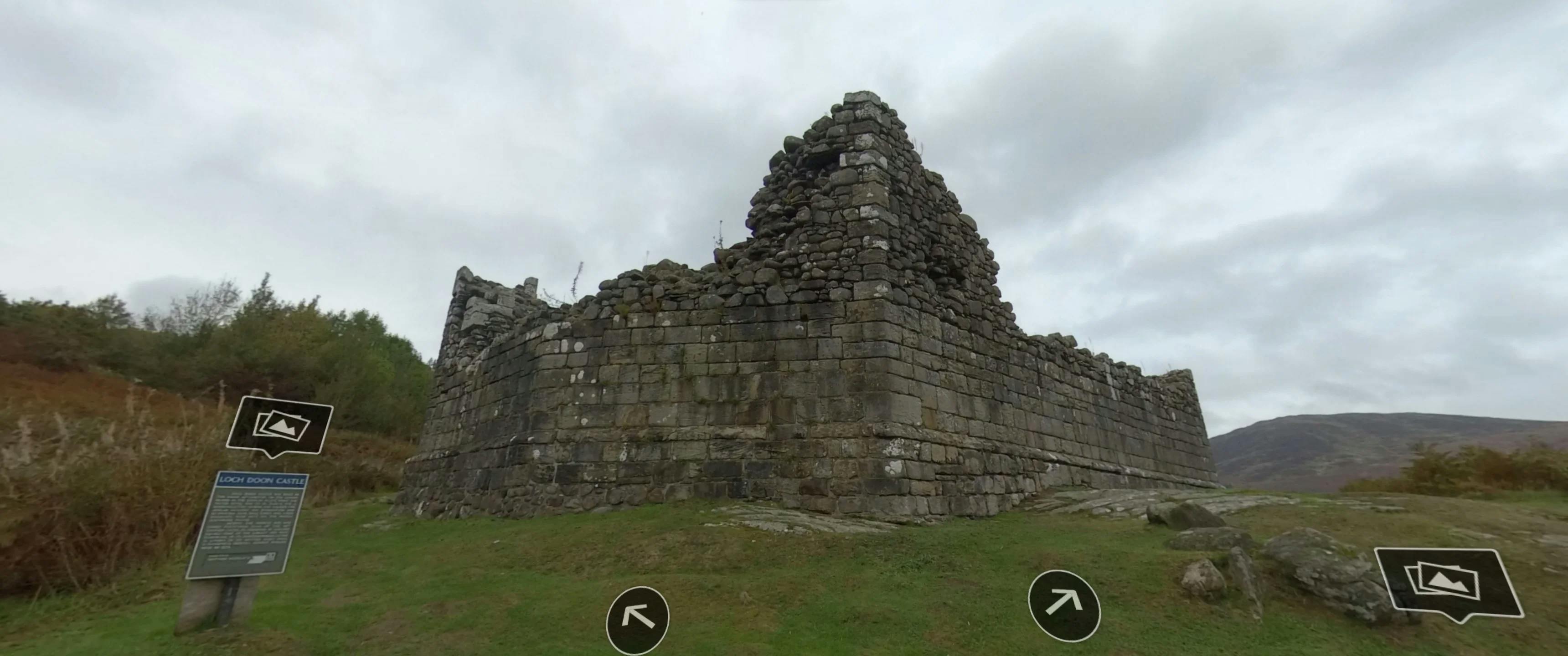VR Experience of Loch Doon Castle